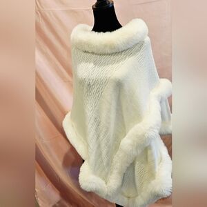 New, Le Moda White Knit Poncho with Plush Faux Fur Trim - One Size